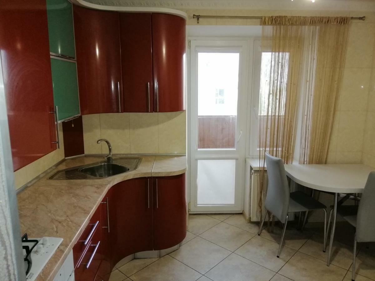 Тихая Квартира В Центре Ковеля Kovel Bagian luar foto